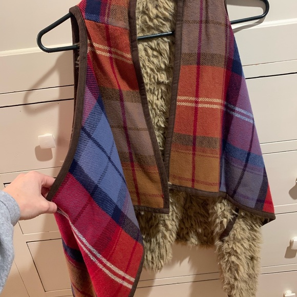 Reversible vest! - Picture 3 of 3